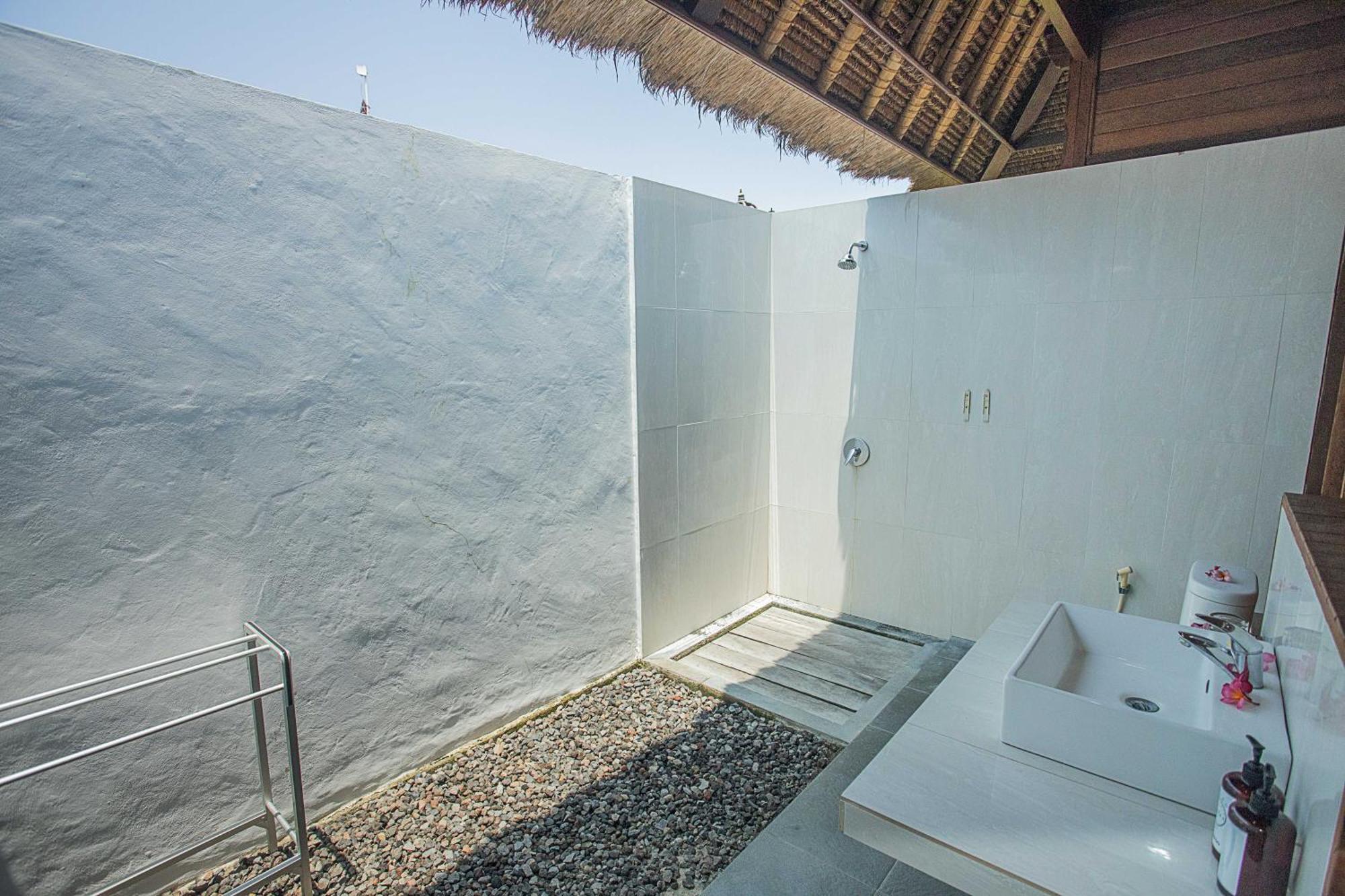 Hotel Lembongan Mantra Huts Exterior foto
